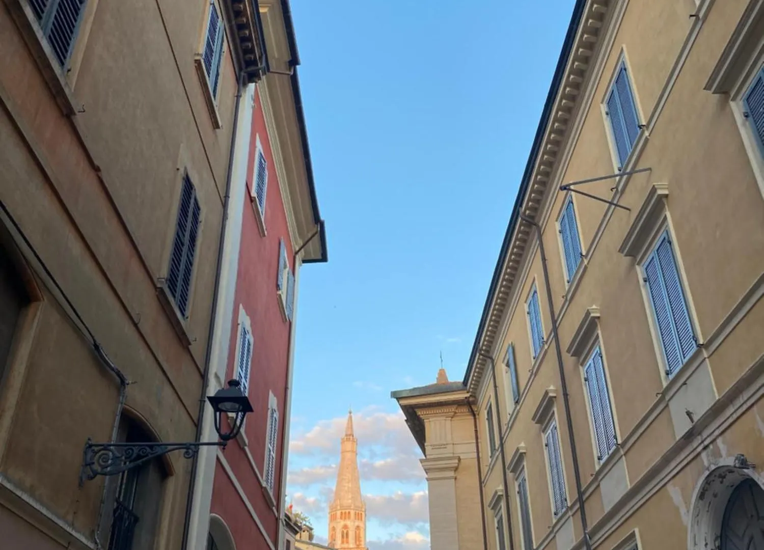 Apartment Appartamento Pekoe Modena Italien